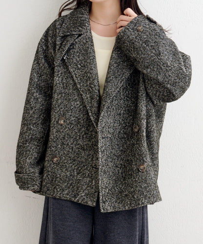 B 繭型西裝領大衣