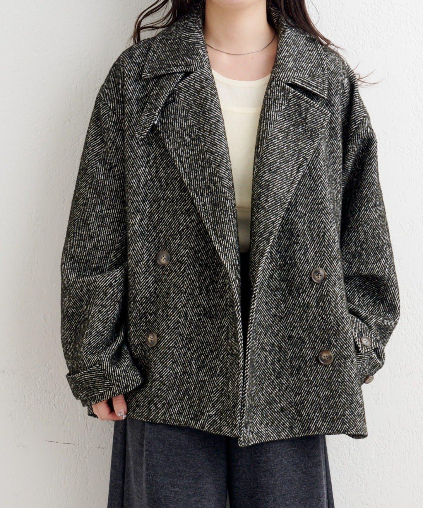 B 繭型西裝領大衣