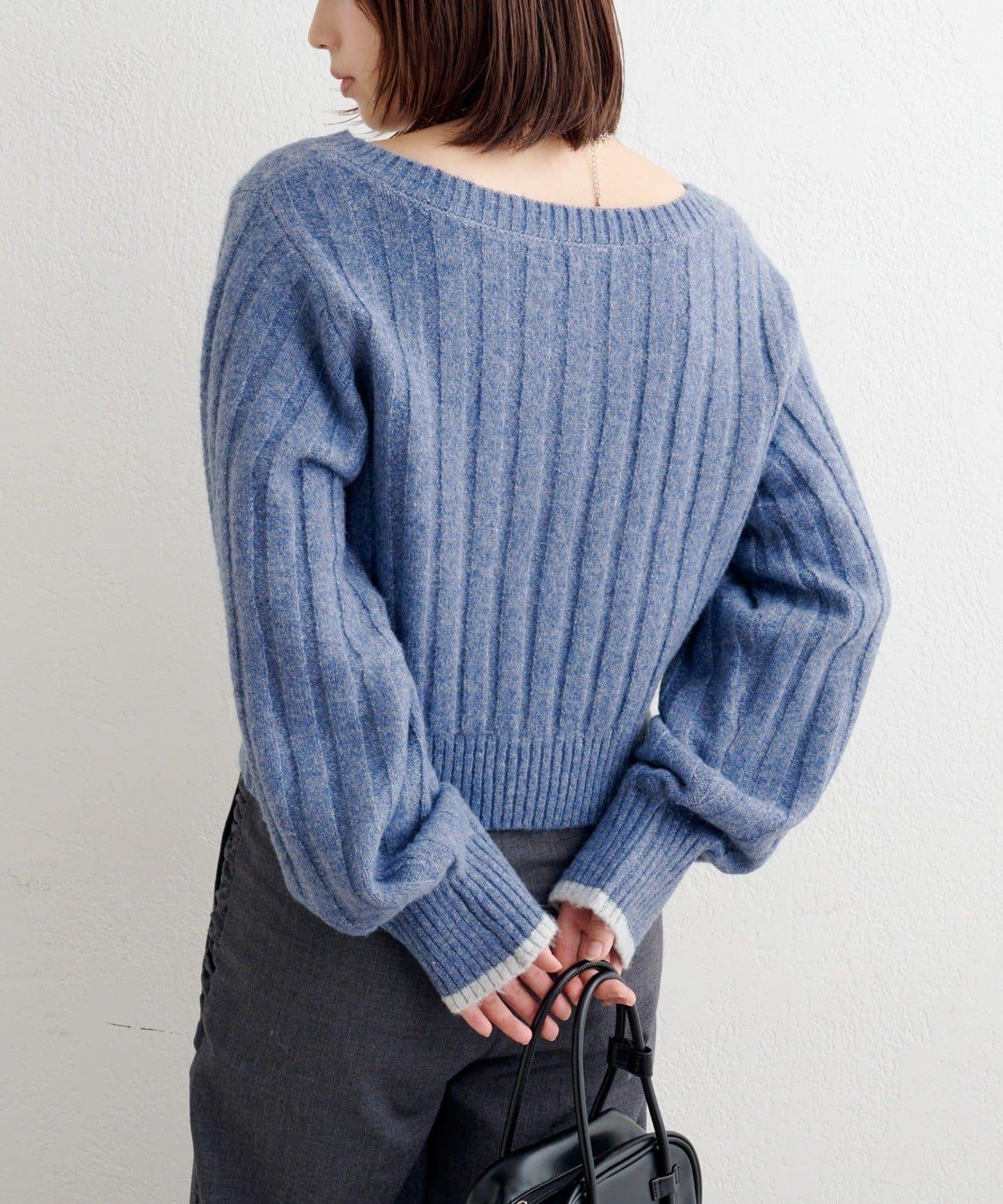 B 寬鬆羅紋針織套頭衫