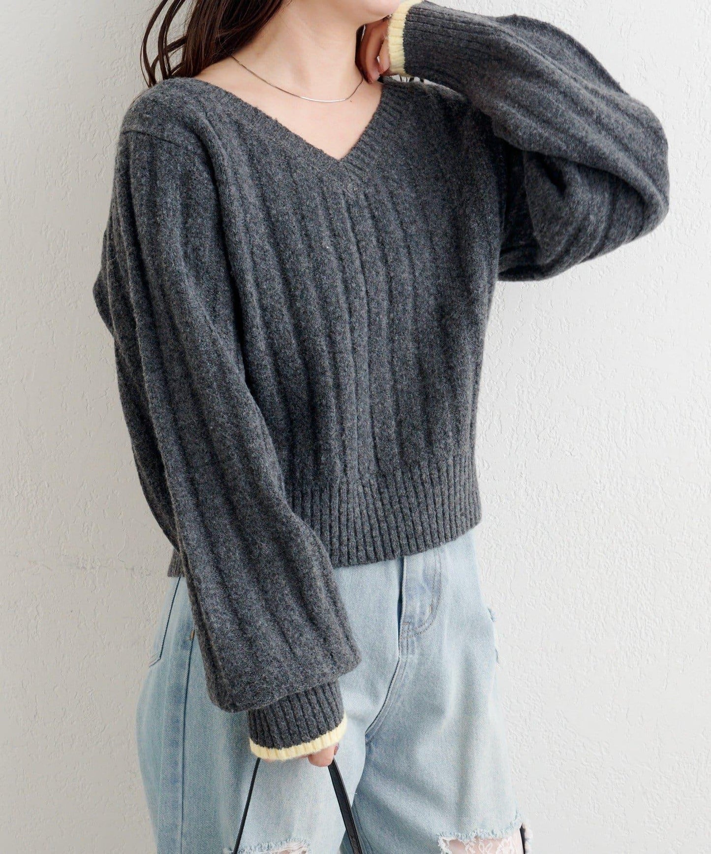 B 寬鬆羅紋針織套頭衫