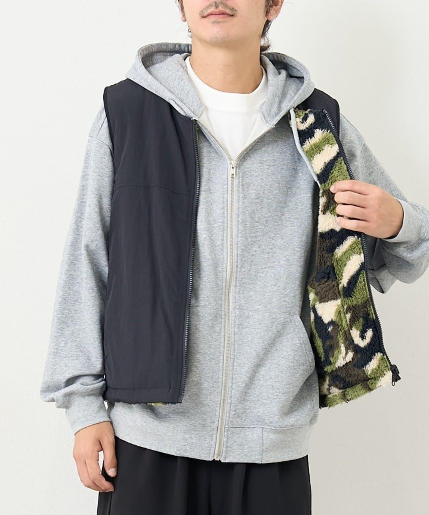 【男女同款】BM 羊羔絨可雙面穿馬甲