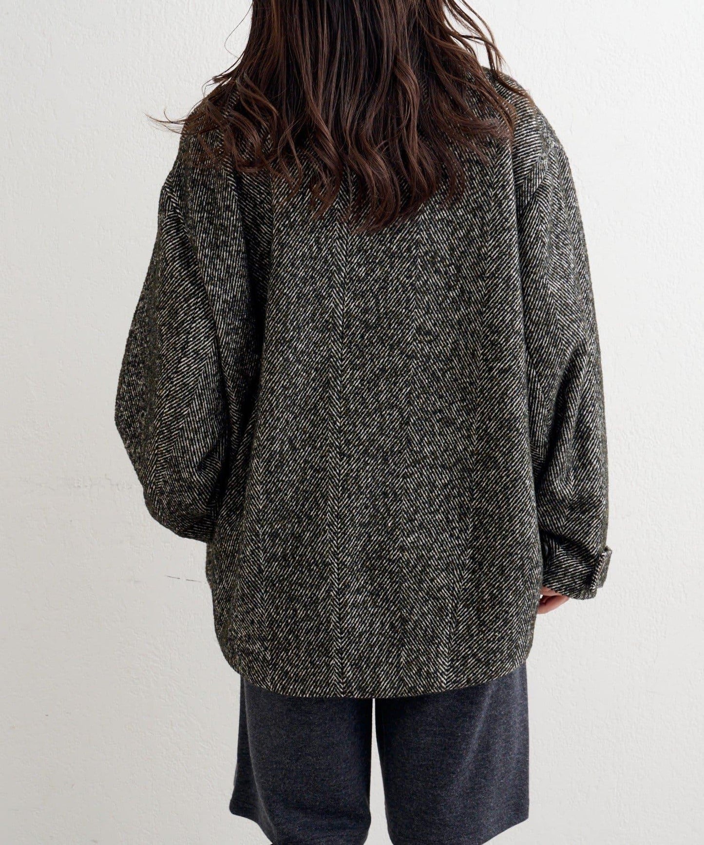 B 繭型西裝領大衣