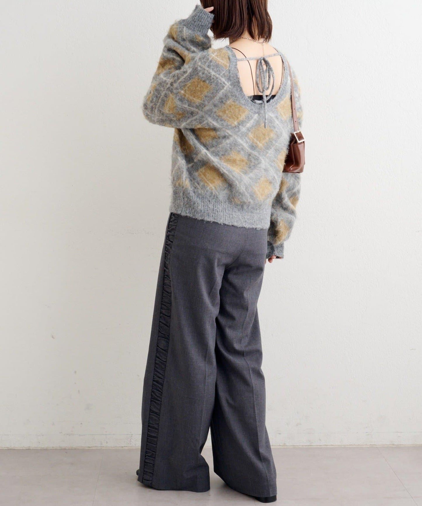 B 菱格針織套頭衫