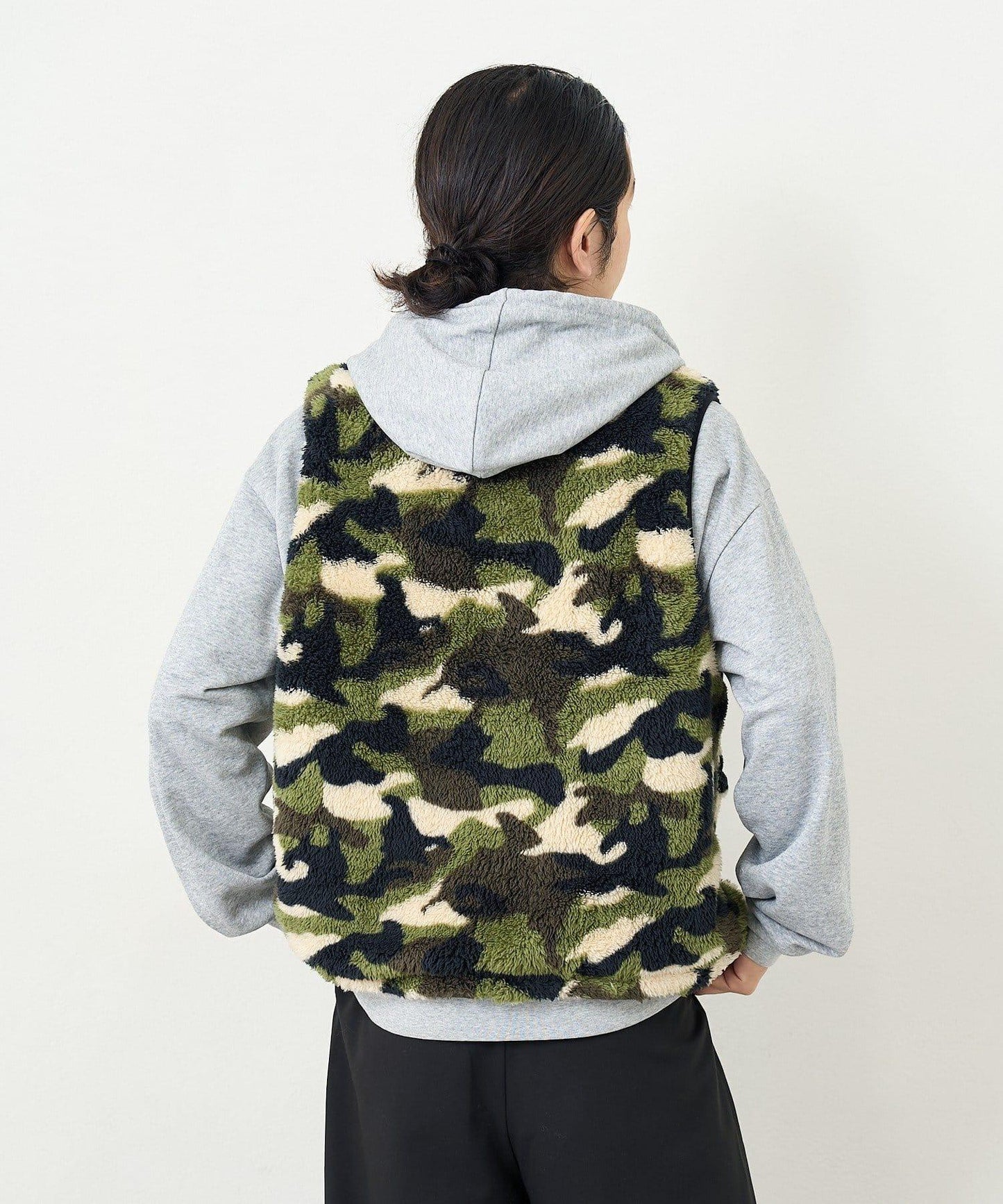 【男女同款】BM 羊羔絨可雙面穿馬甲