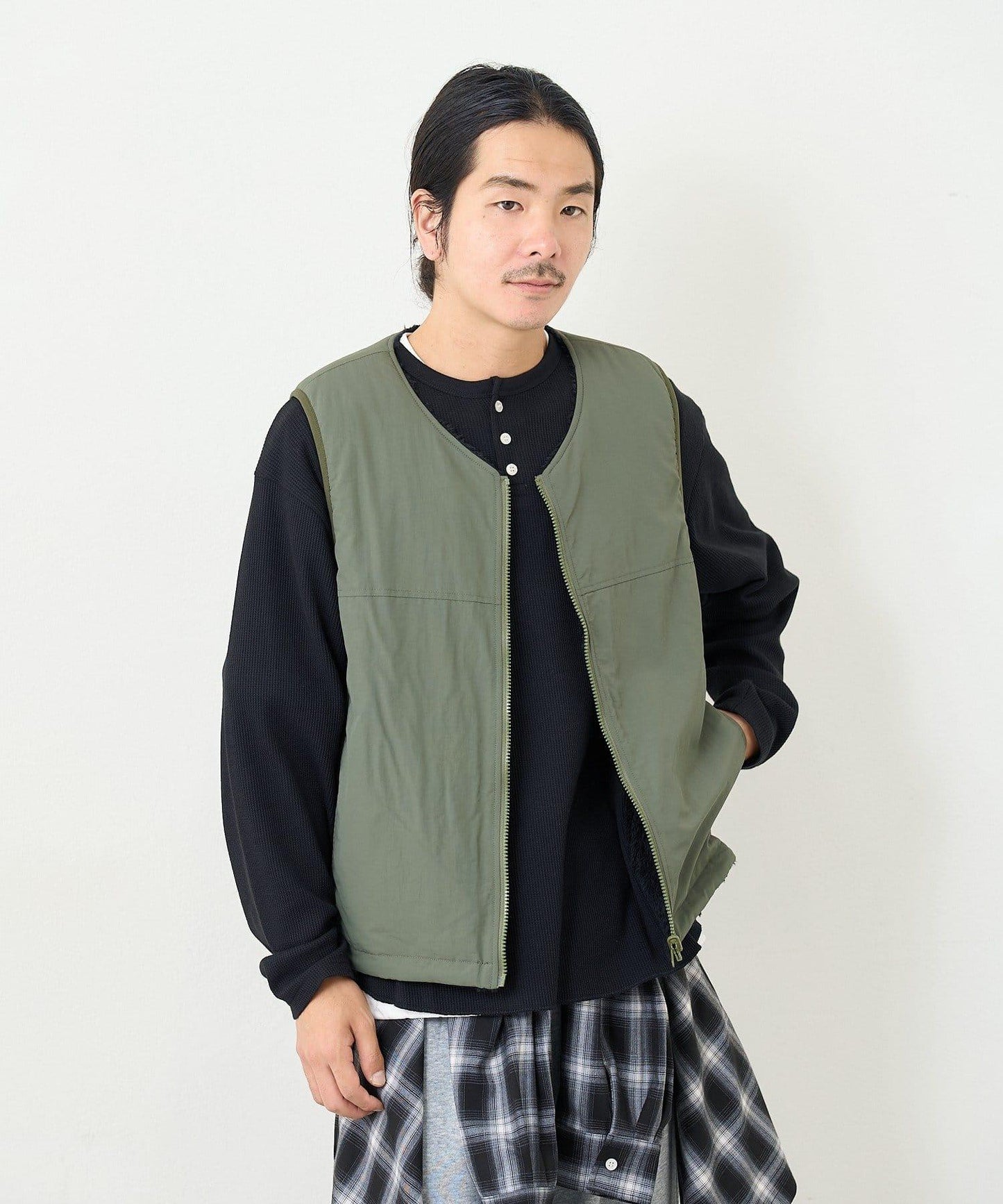 【男女同款】BM 羊羔絨可雙面穿馬甲