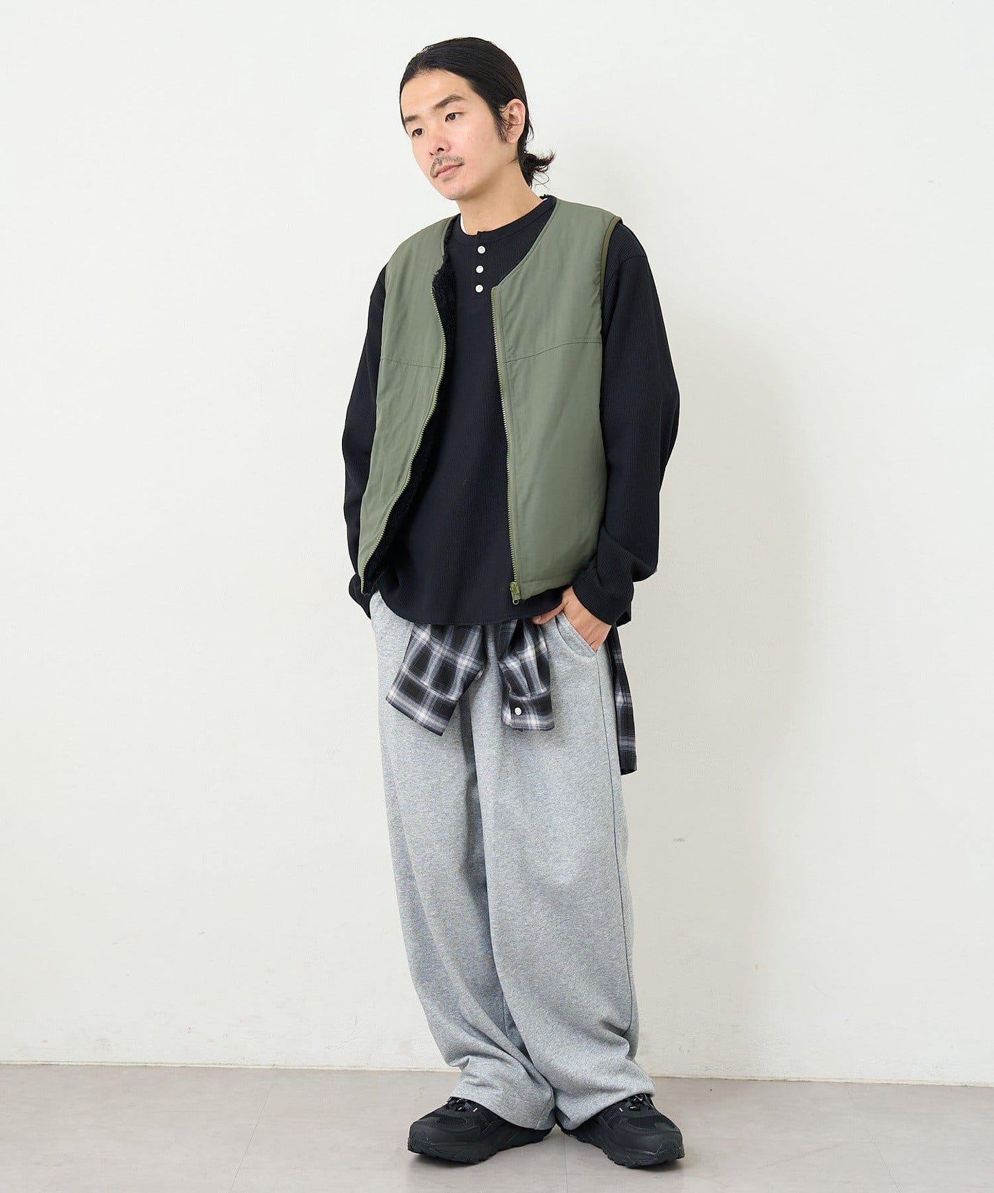 【男女同款】BM 羊羔絨可雙面穿馬甲