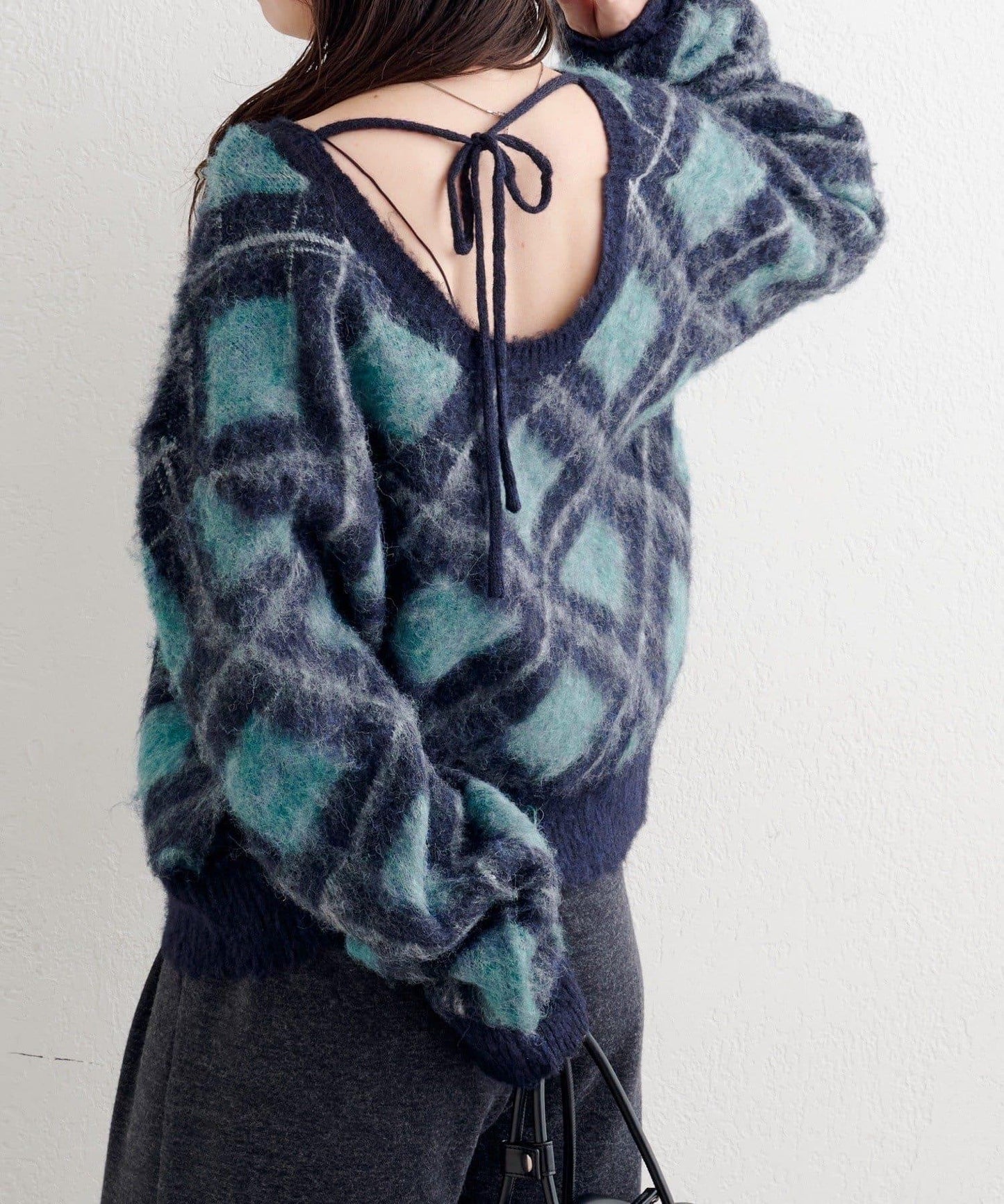 B 菱格針織套頭衫