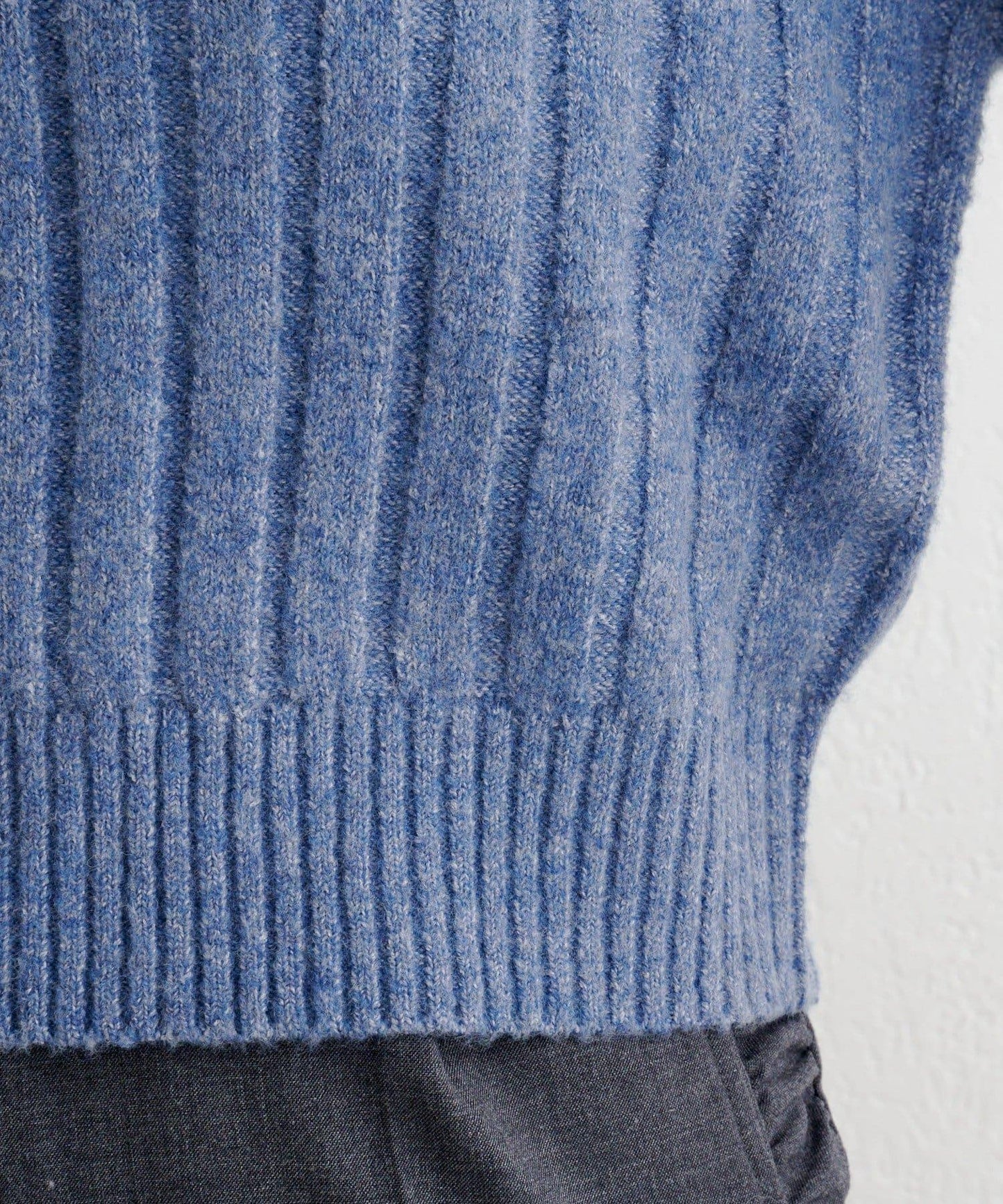 B 寬鬆羅紋針織套頭衫