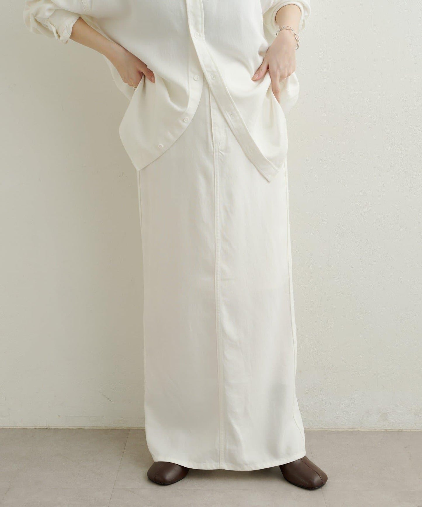 【可搭配套裝穿著◎】天絲柔軟修身半身裙