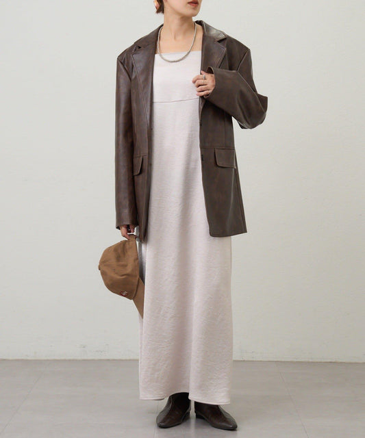 緞面吊帶連衣裙