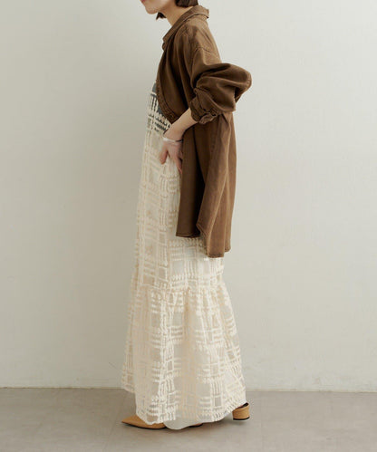 蕾絲吊帶連衣裙