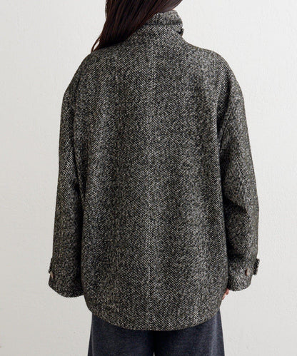 B 繭型西裝領大衣