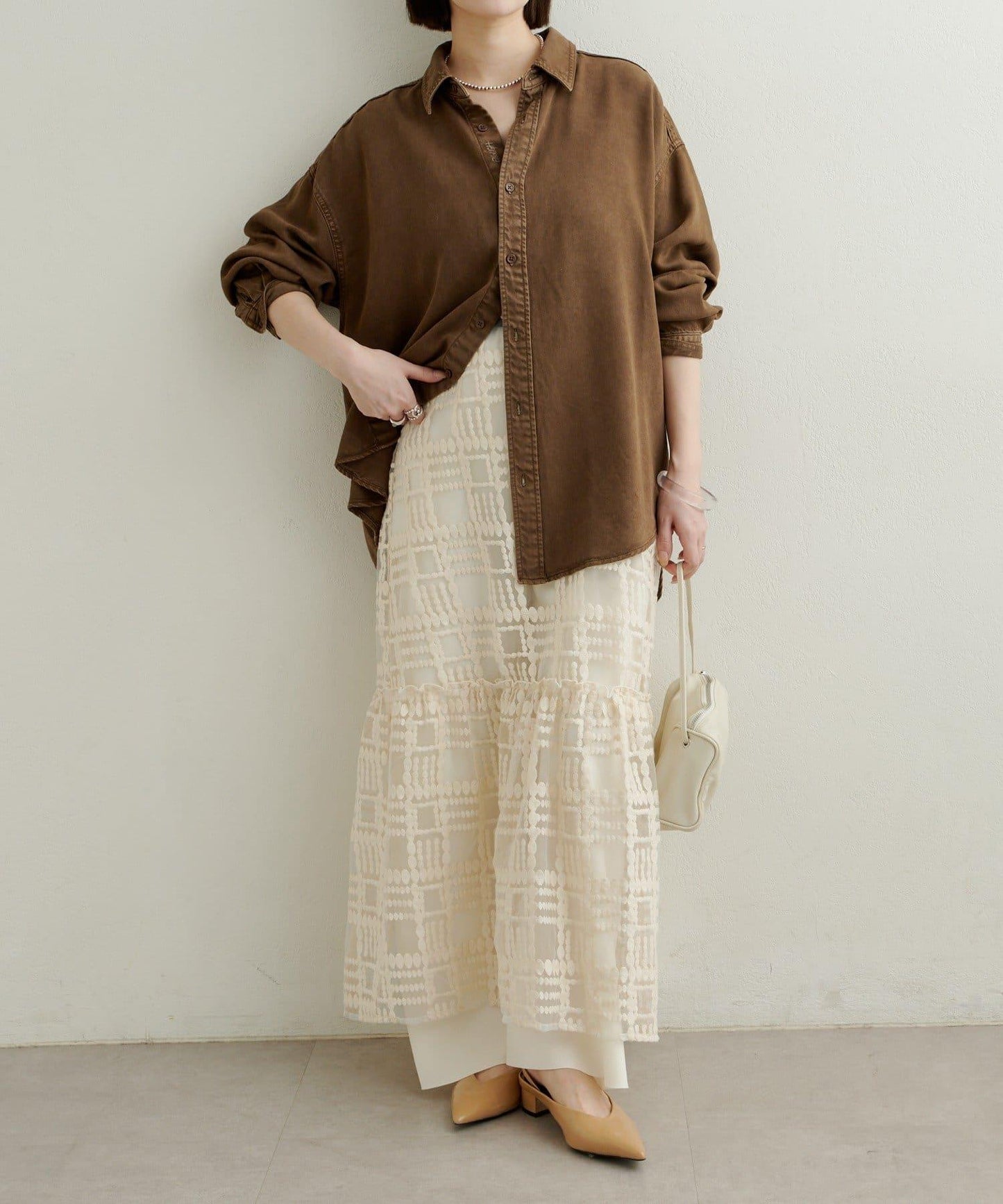 蕾絲吊帶連衣裙