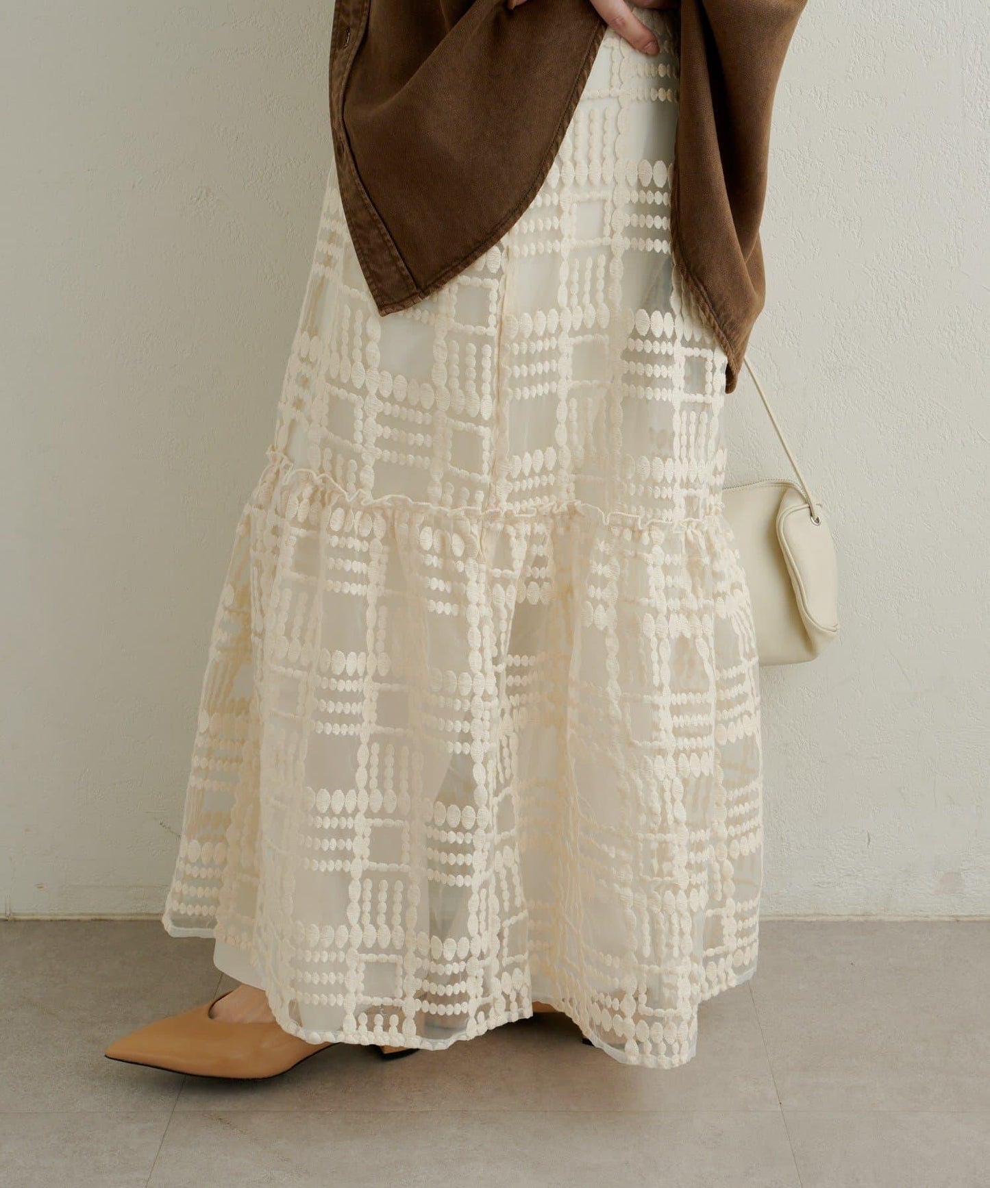 蕾絲吊帶連衣裙