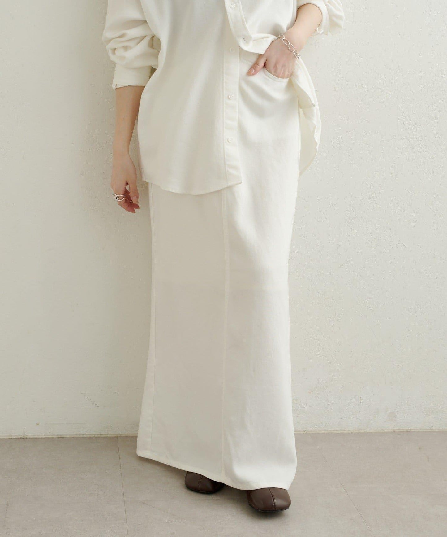 【可搭配套裝穿著◎】天絲柔軟修身半身裙