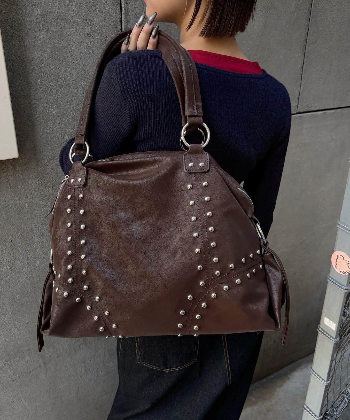 鉚釘仿皮波士頓包