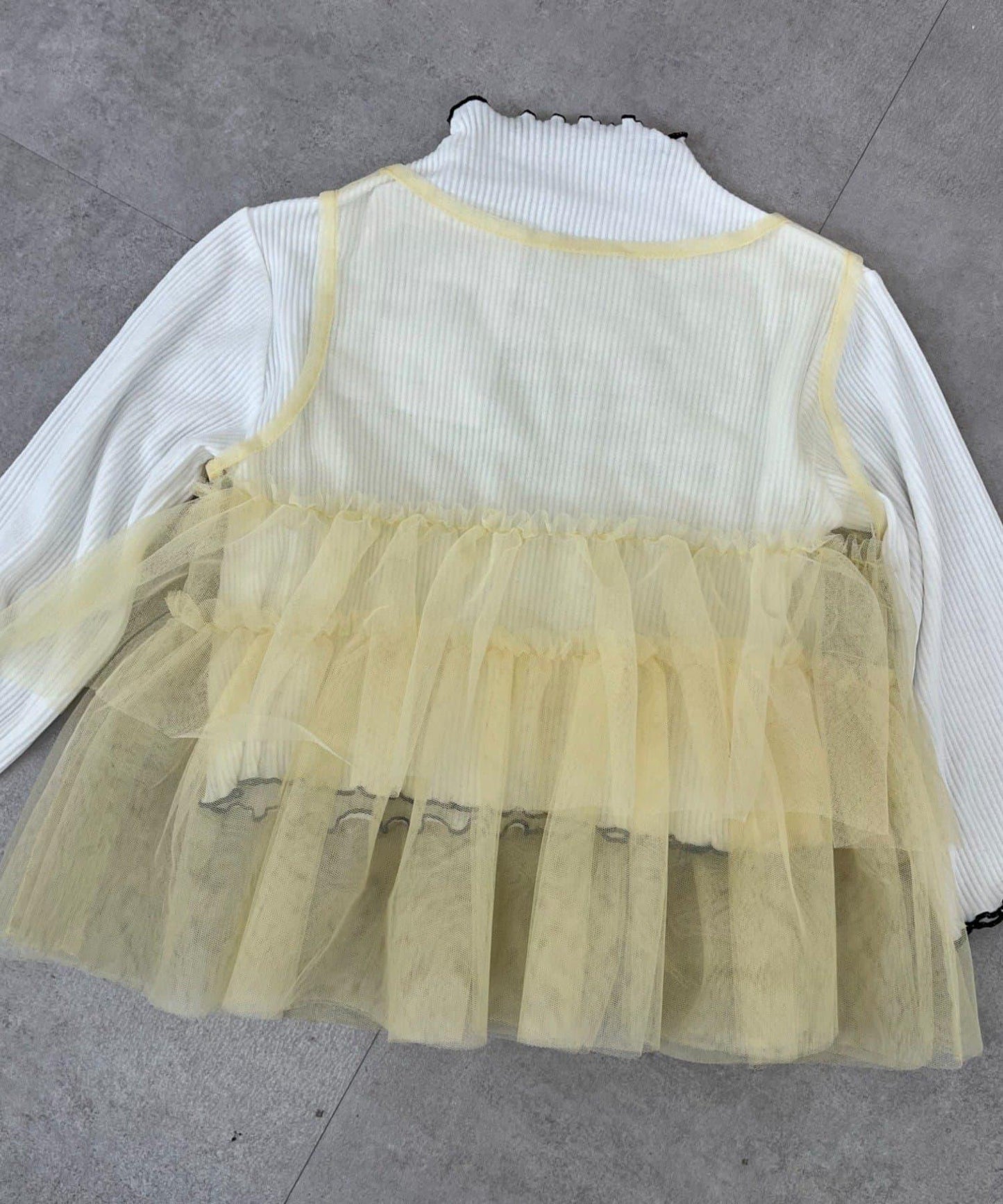 【KIDS】帶層疊網紗的羅紋上衣≪有大童尺碼≫