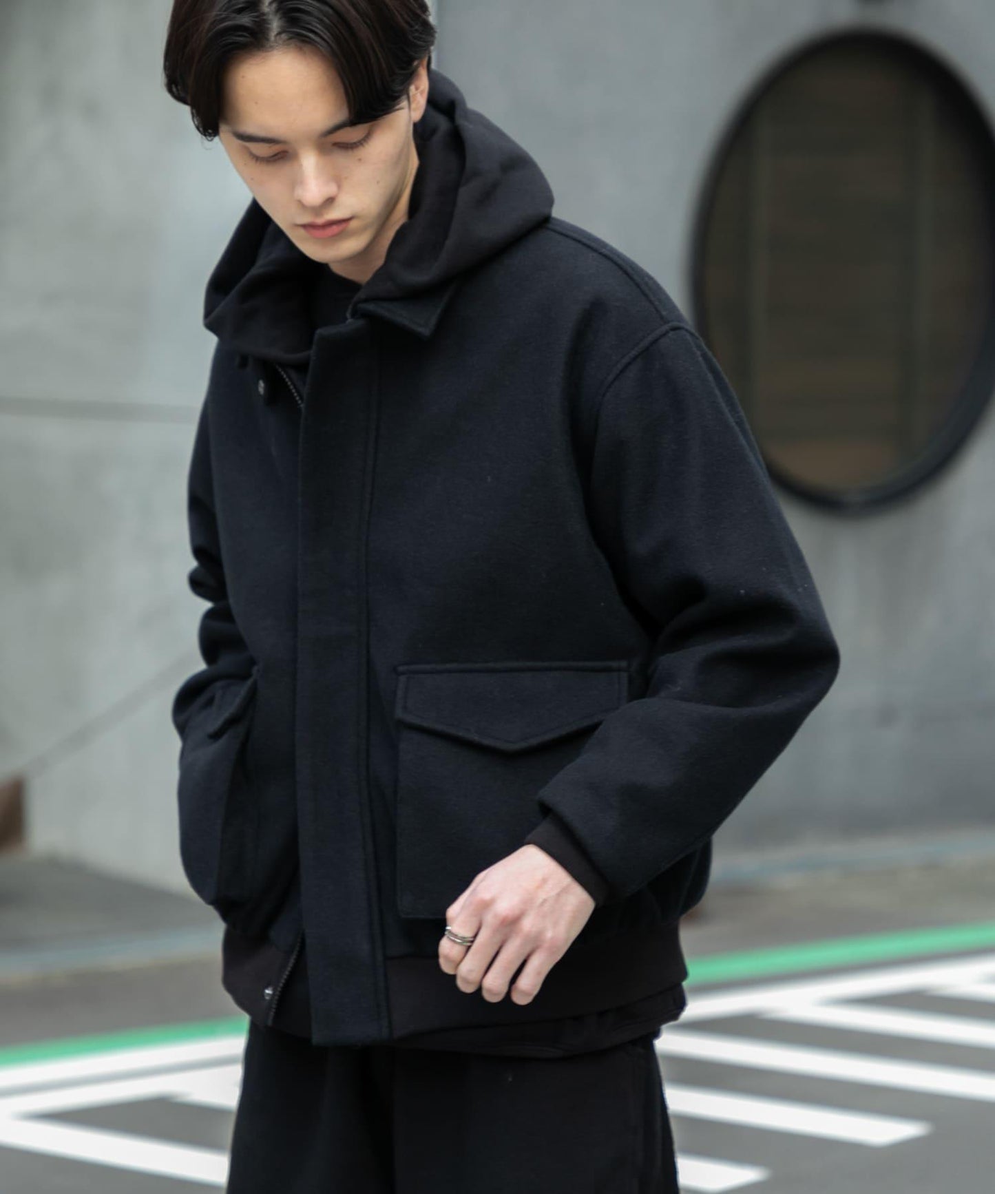 『UR TECH』剪裁呢料夾克