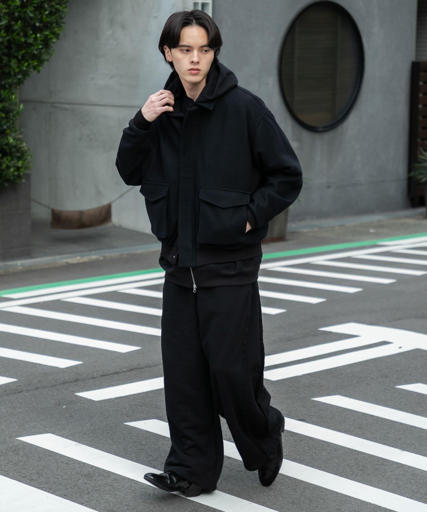 『UR TECH』剪裁呢料夾克