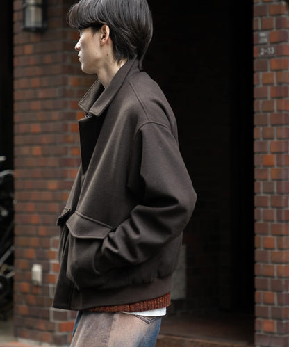 『UR TECH』剪裁呢料夾克