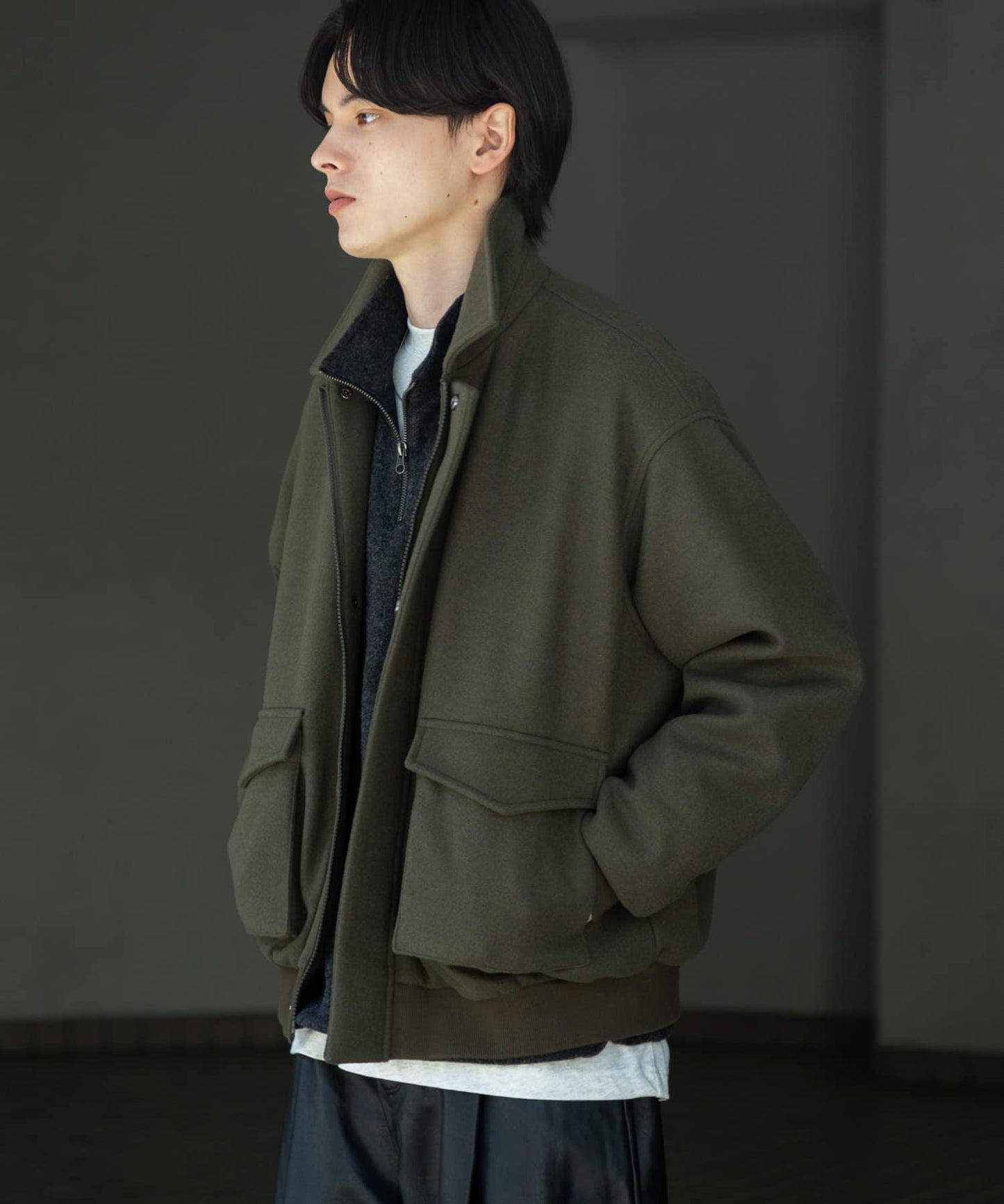 『UR TECH』剪裁呢料夾克