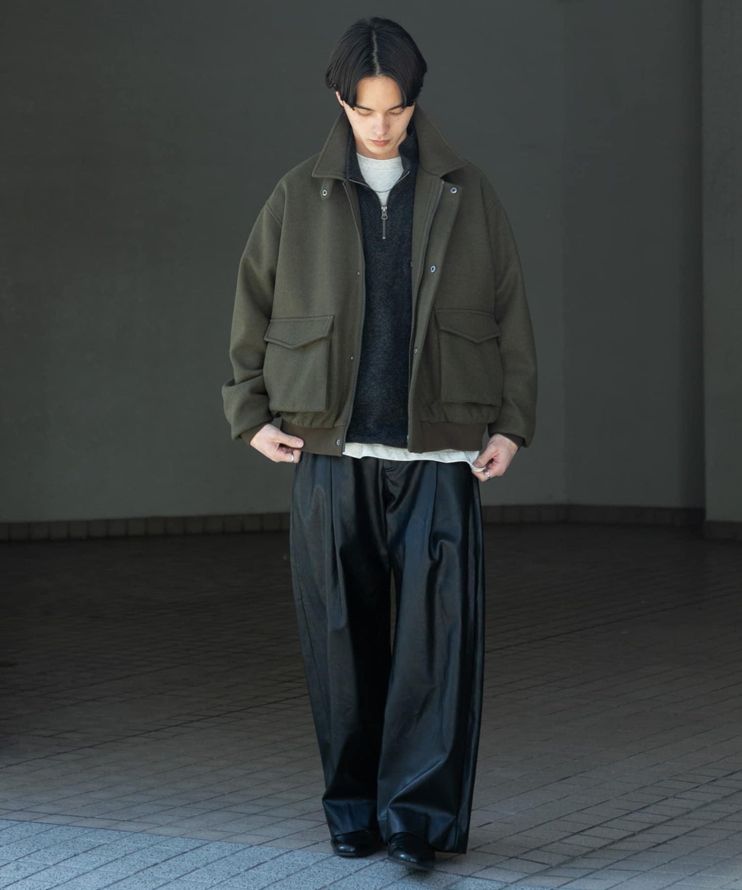 『UR TECH』剪裁呢料夾克