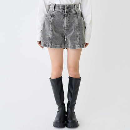 時尚燈芯絨短褲