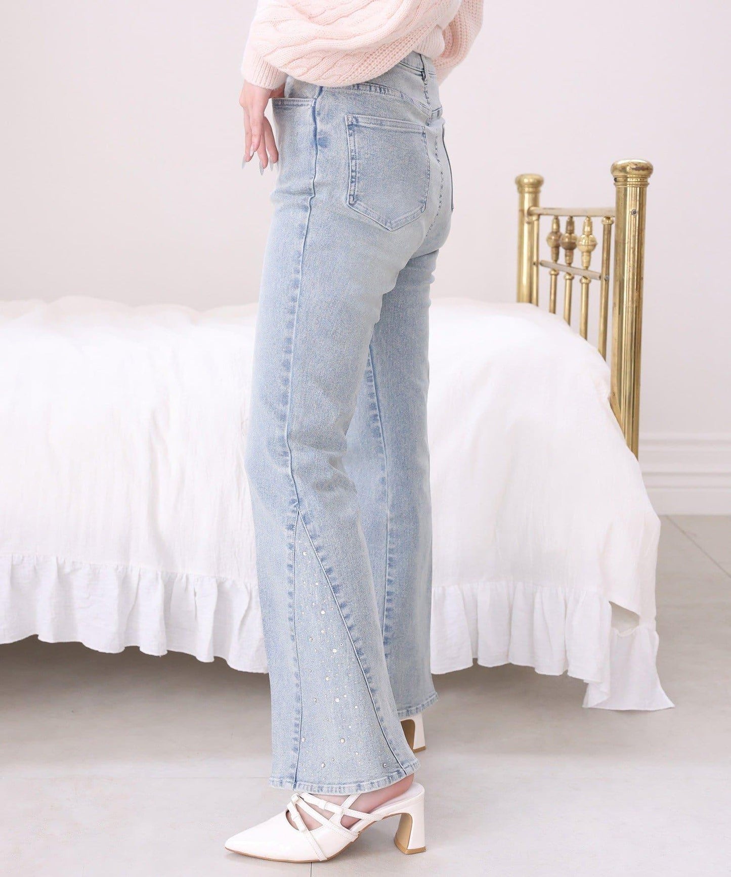 側邊裝飾喇叭牛仔褲