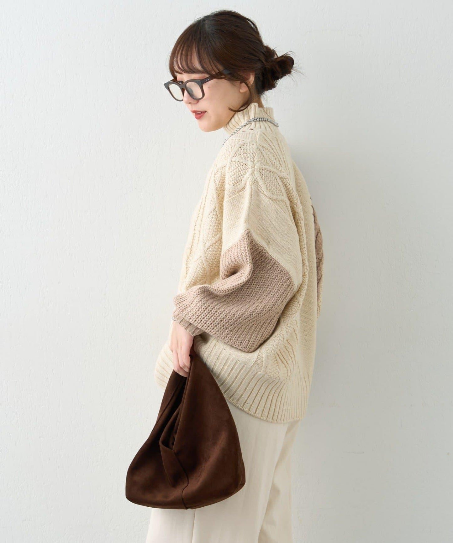 【NAO】拼色手工縫線套頭衫