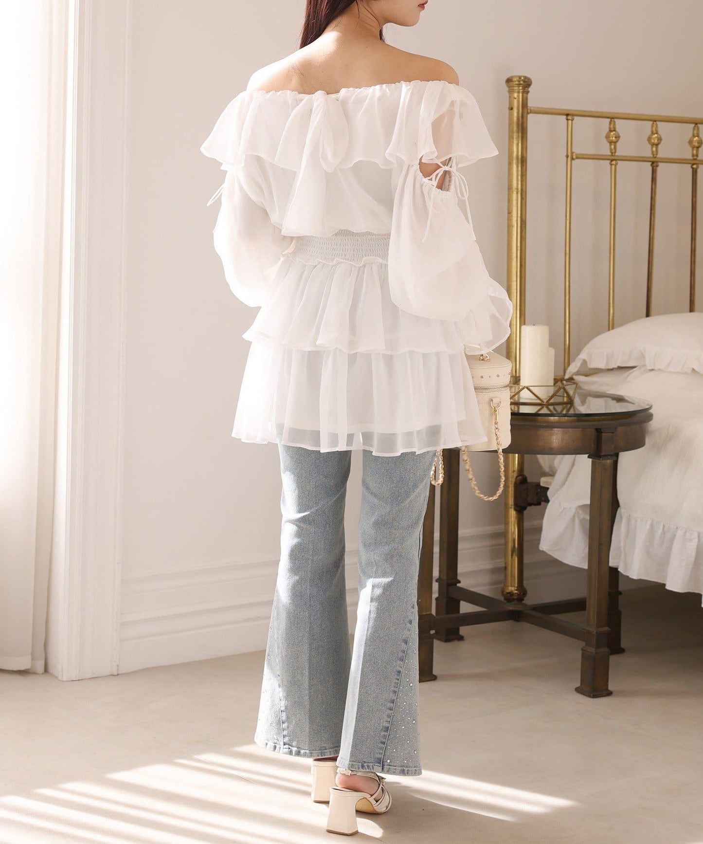 側邊裝飾喇叭牛仔褲