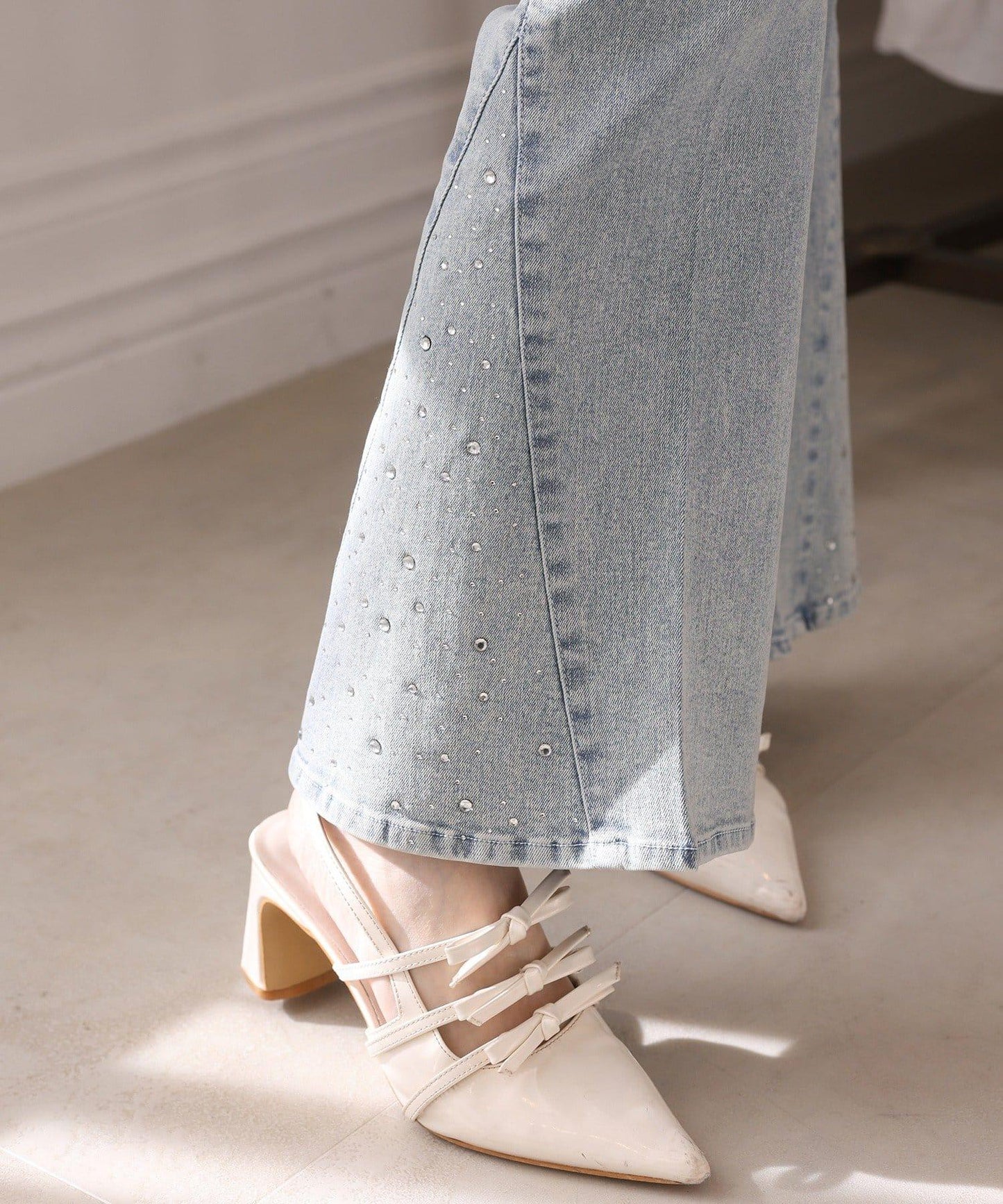 側邊裝飾喇叭牛仔褲