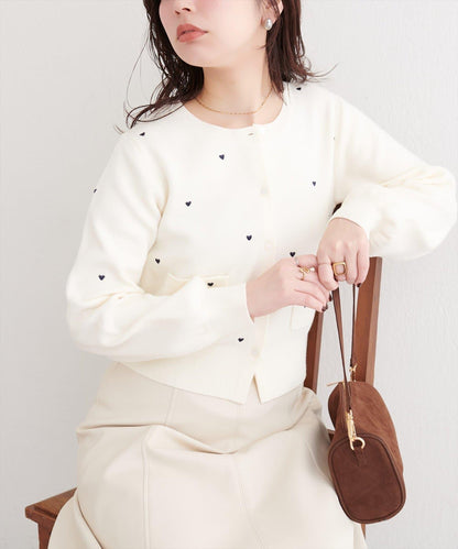 愛心刺繡帶口袋開衫