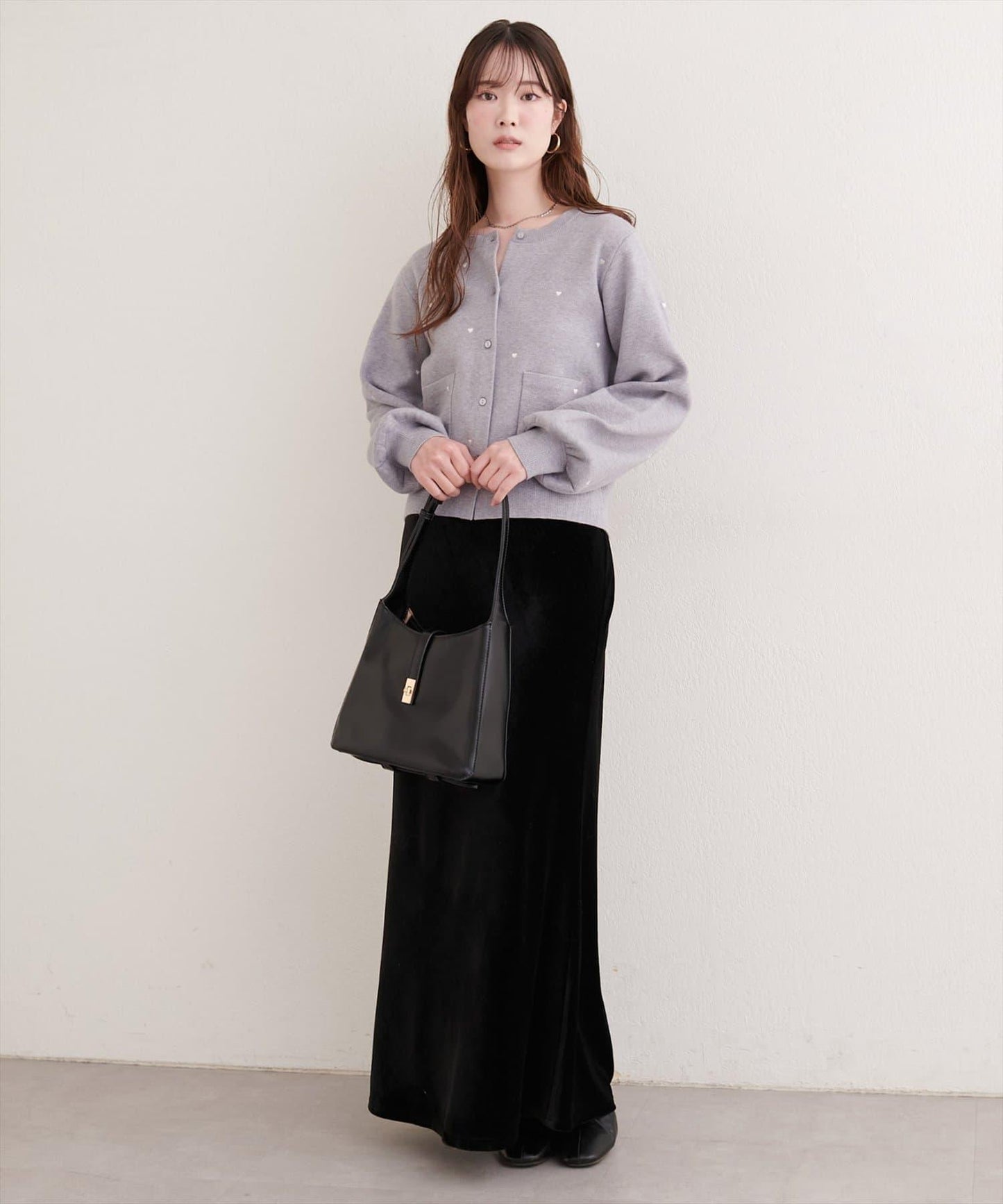 愛心刺繡帶口袋開衫