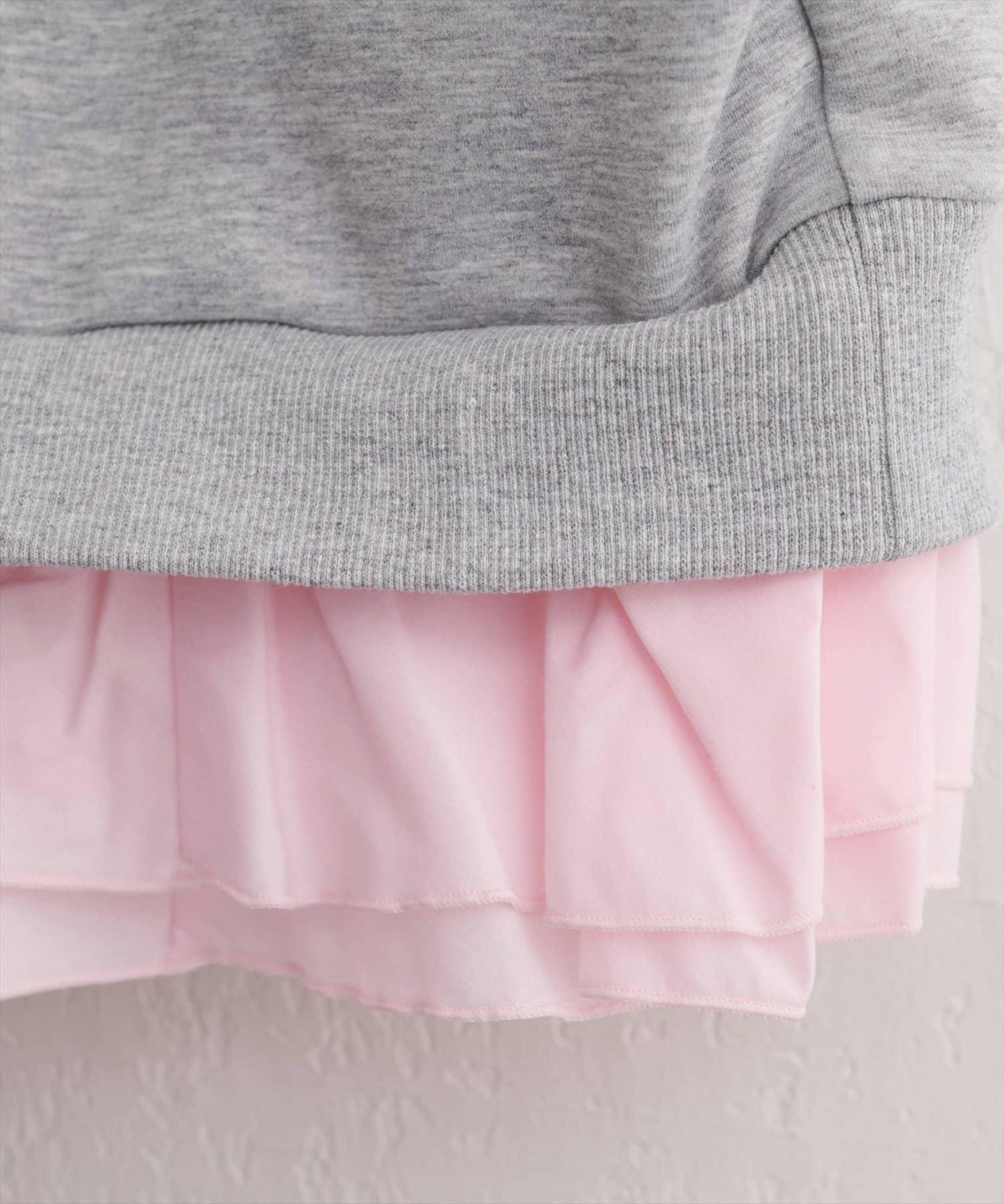 荷葉邊層疊套頭衫