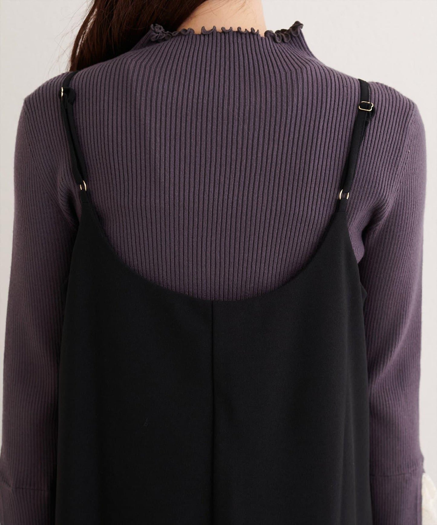 剪裁喬其紗吊帶連衣裙