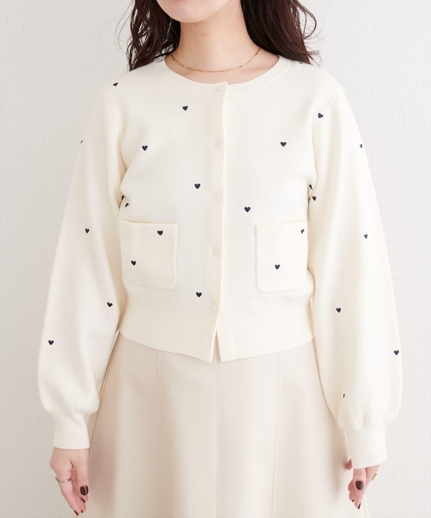 愛心刺繡帶口袋開衫