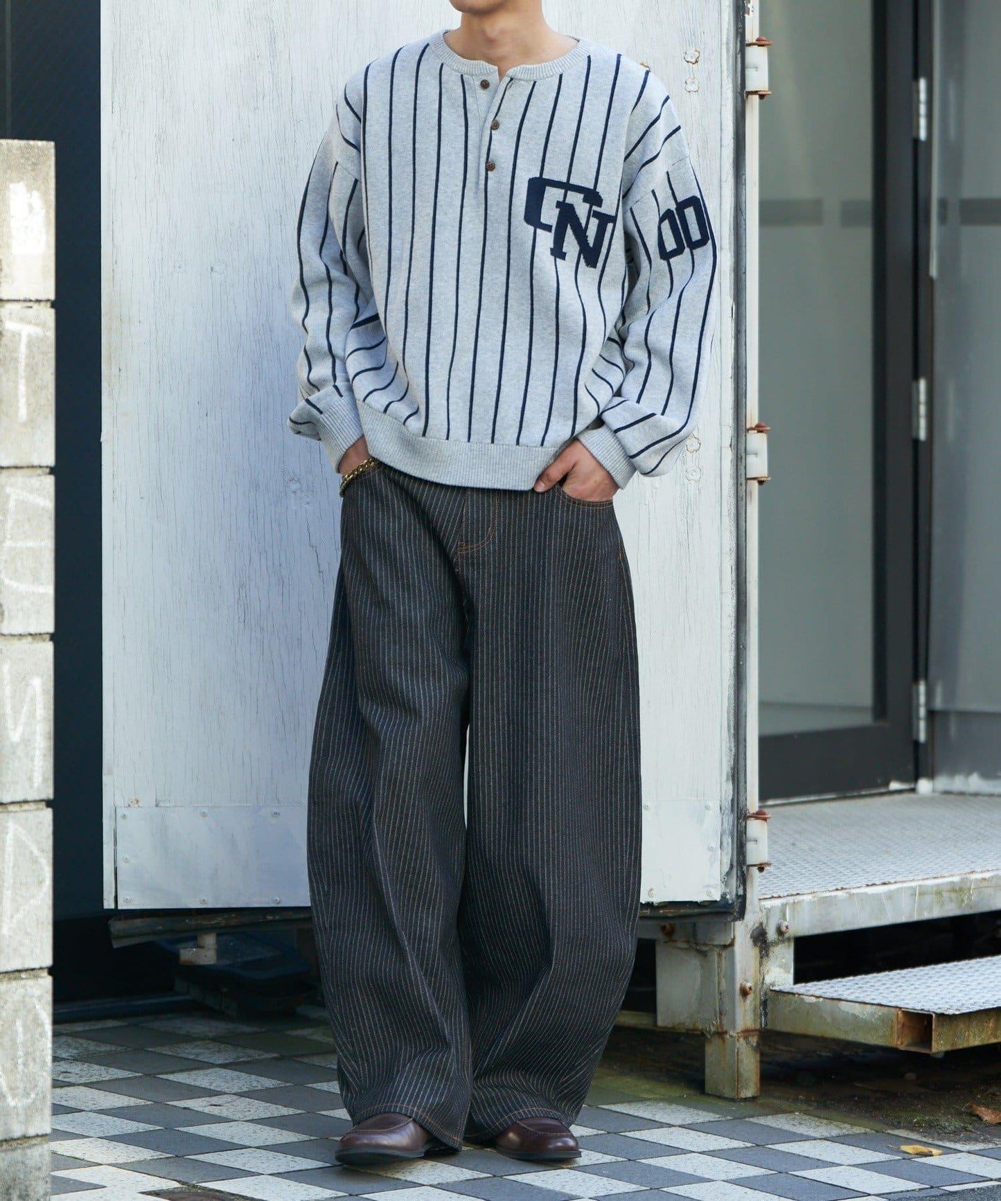 條紋棒球風衛衣針織衫