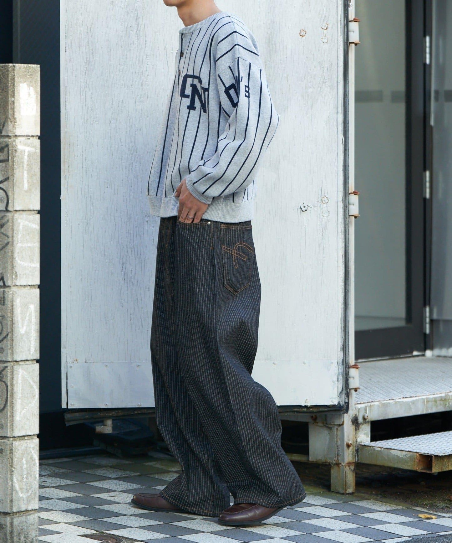 條紋棒球風衛衣針織衫