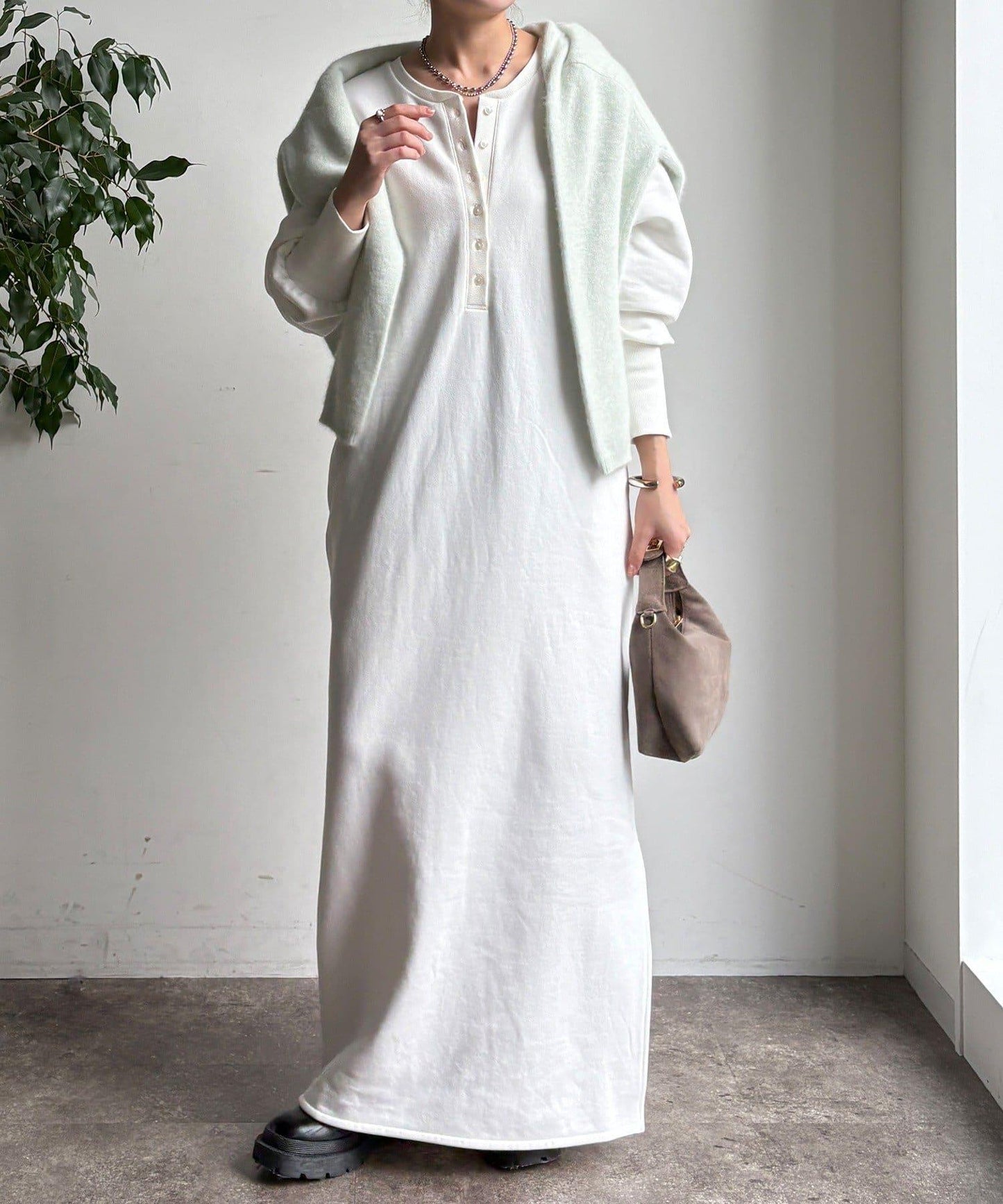 加絨加厚亨利領連衣裙