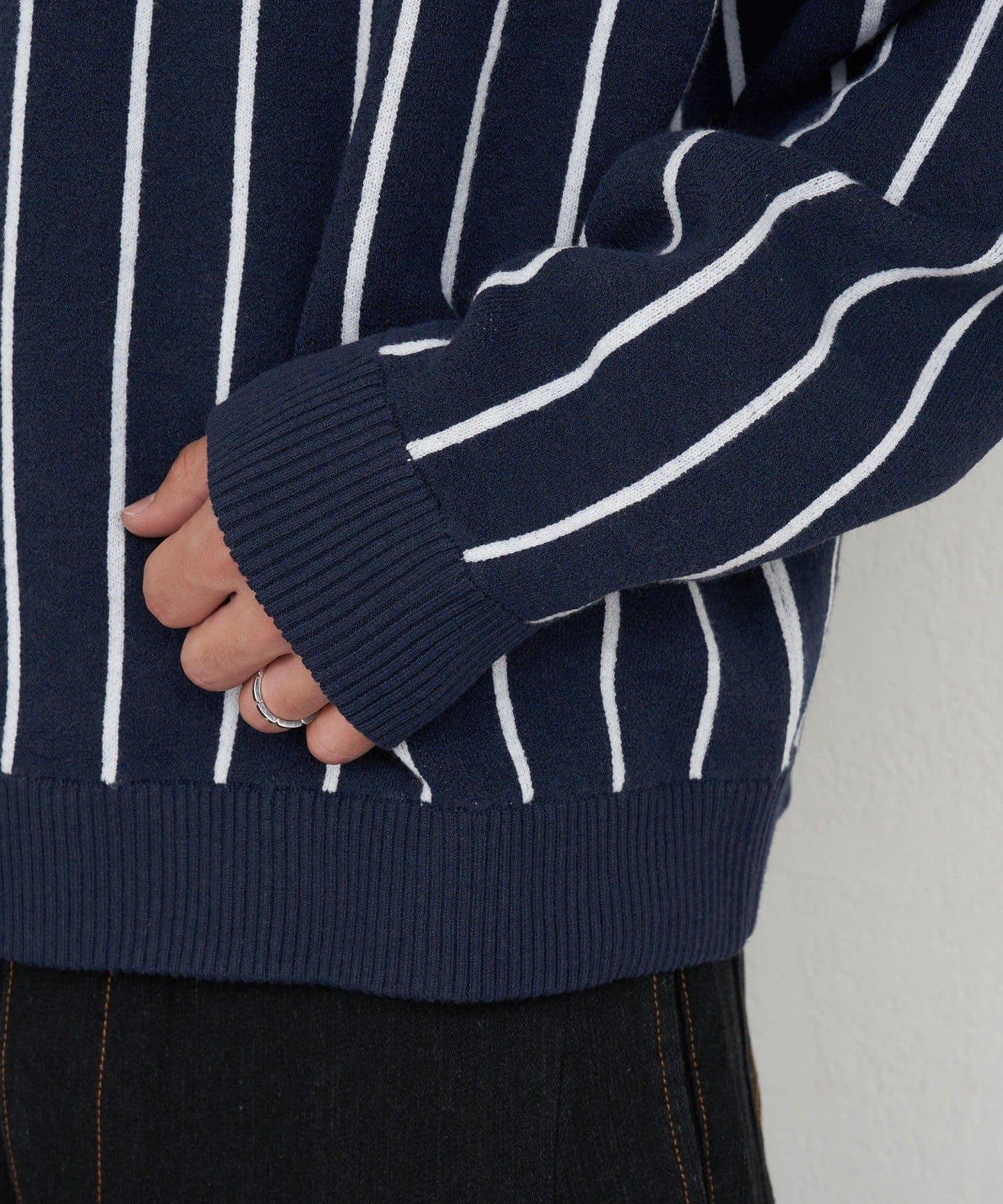 條紋棒球風衛衣針織衫