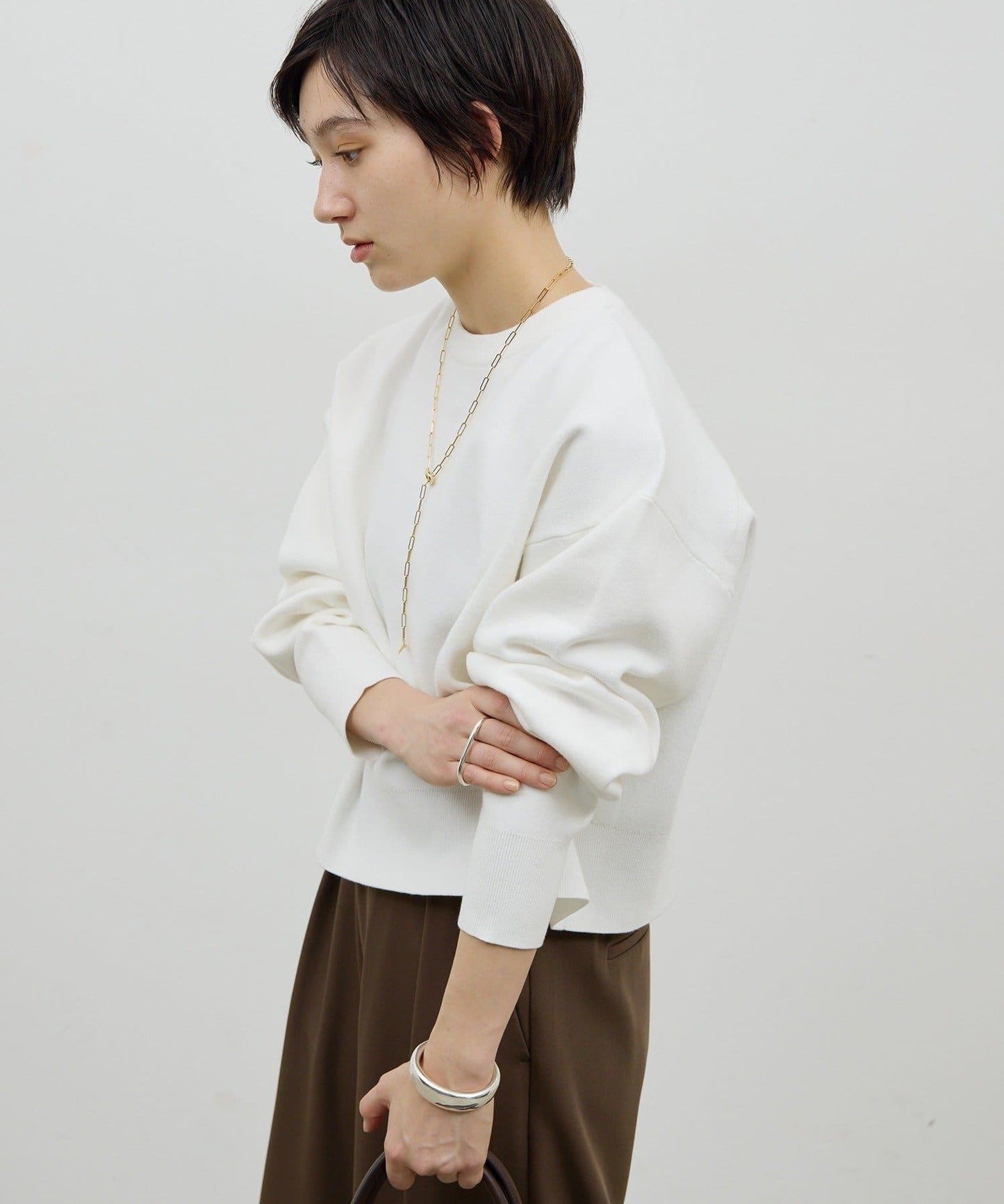 衛衣風格圓領針織衫