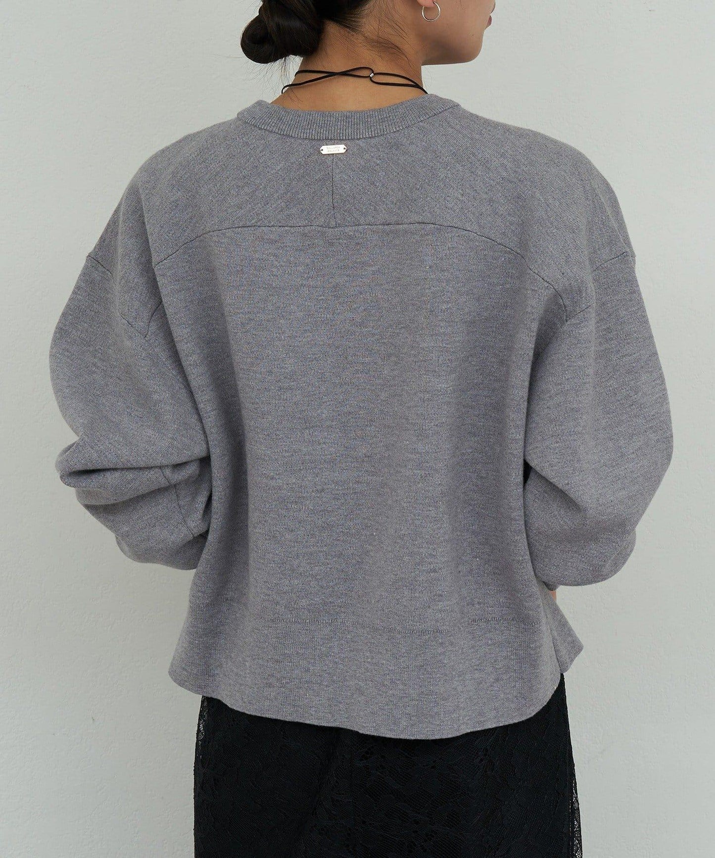 衛衣風格圓領針織衫