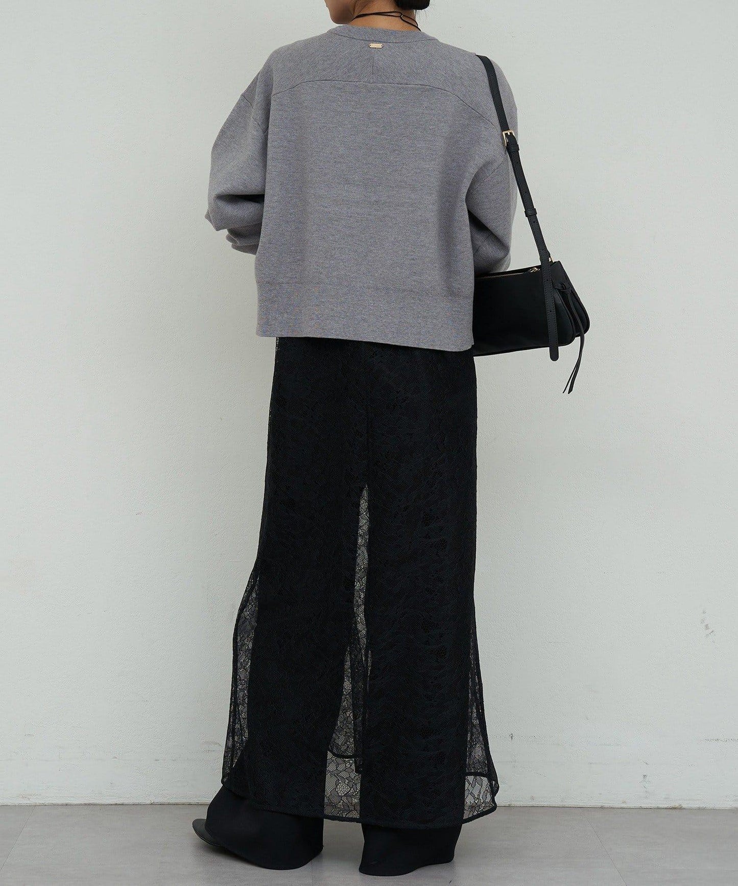 衛衣風格圓領針織衫