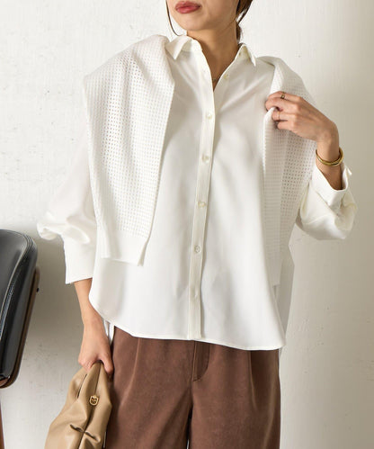 後背雙褶襯衫