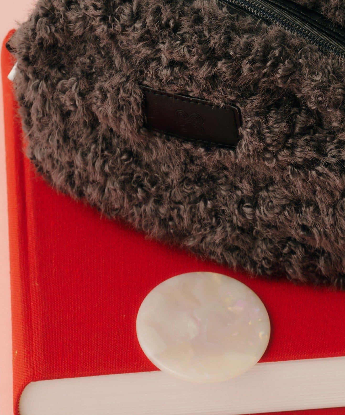 【KolorsLikeYou】毛絨鏡面化妝包