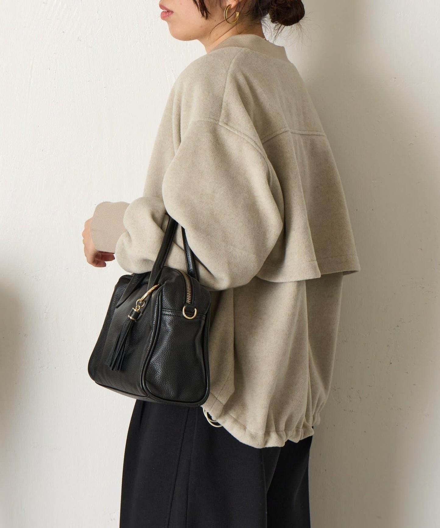 背部荷葉邊夾克