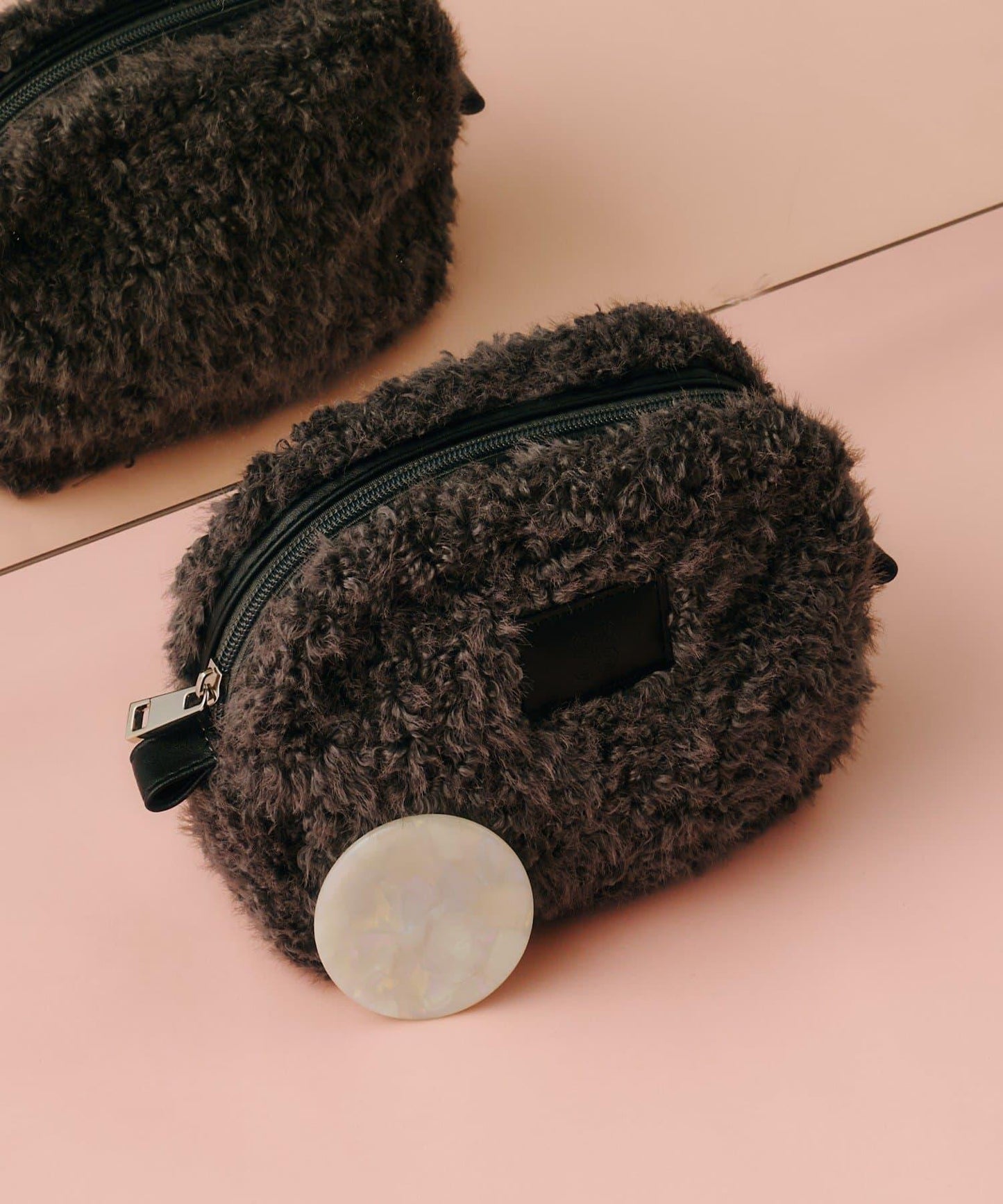 【KolorsLikeYou】毛絨鏡面化妝包