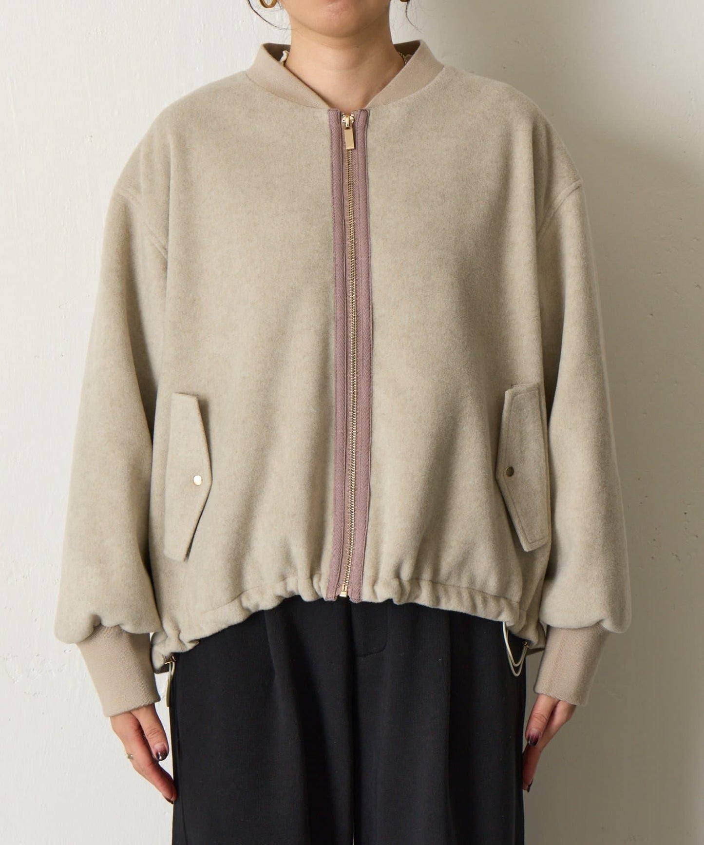 背部荷葉邊夾克