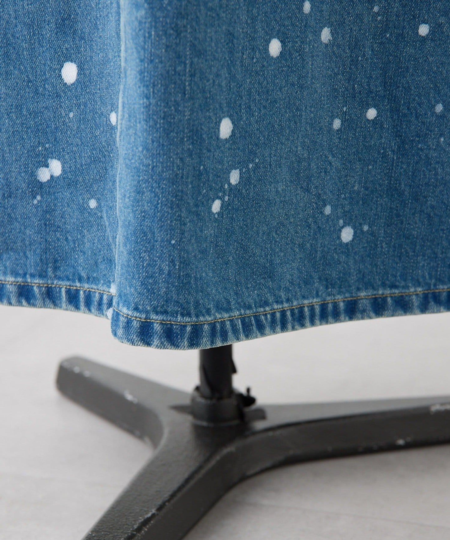 塗鴉牛仔吊帶連衣裙【SUM1 STYLE】