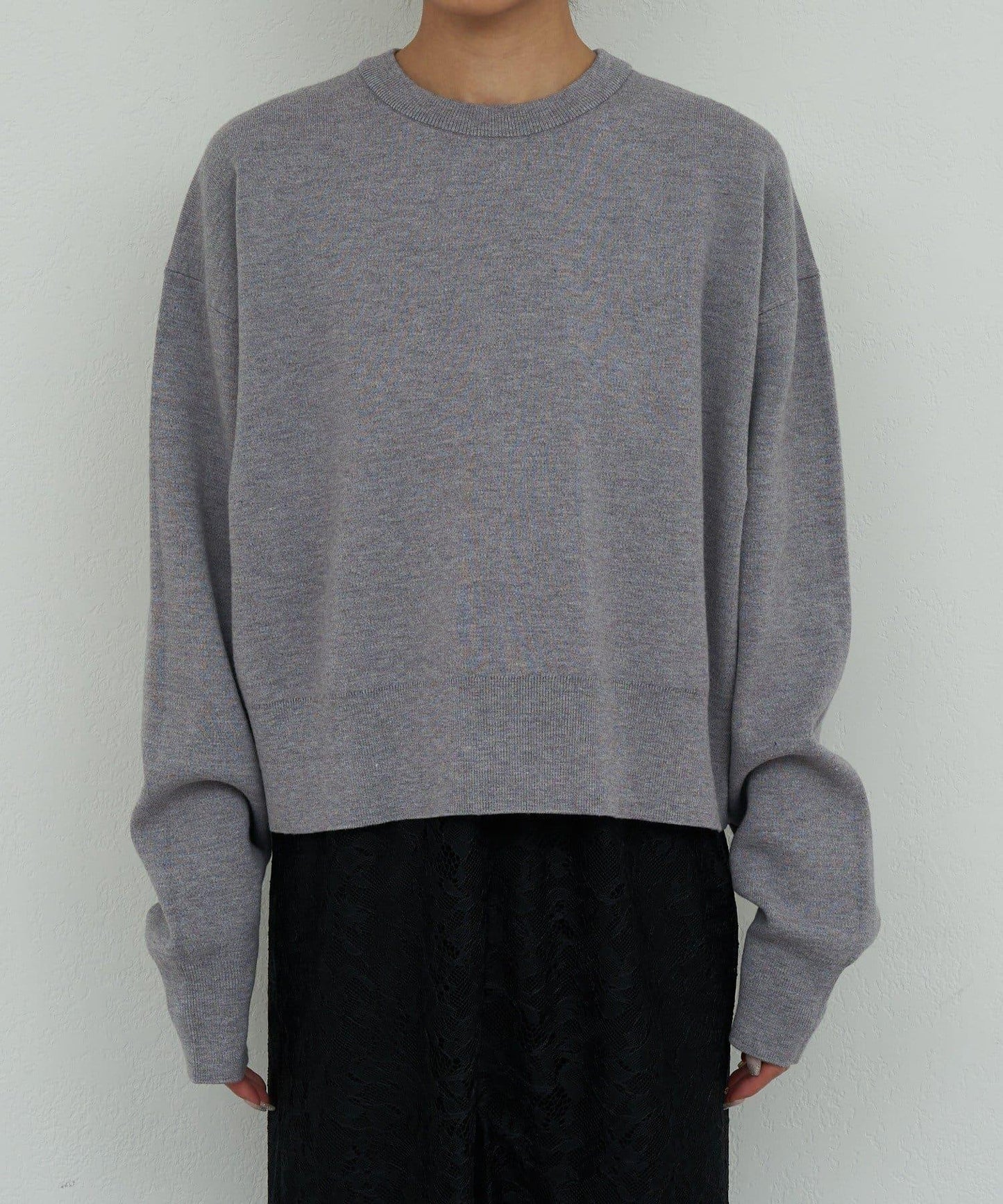 衛衣風格圓領針織衫